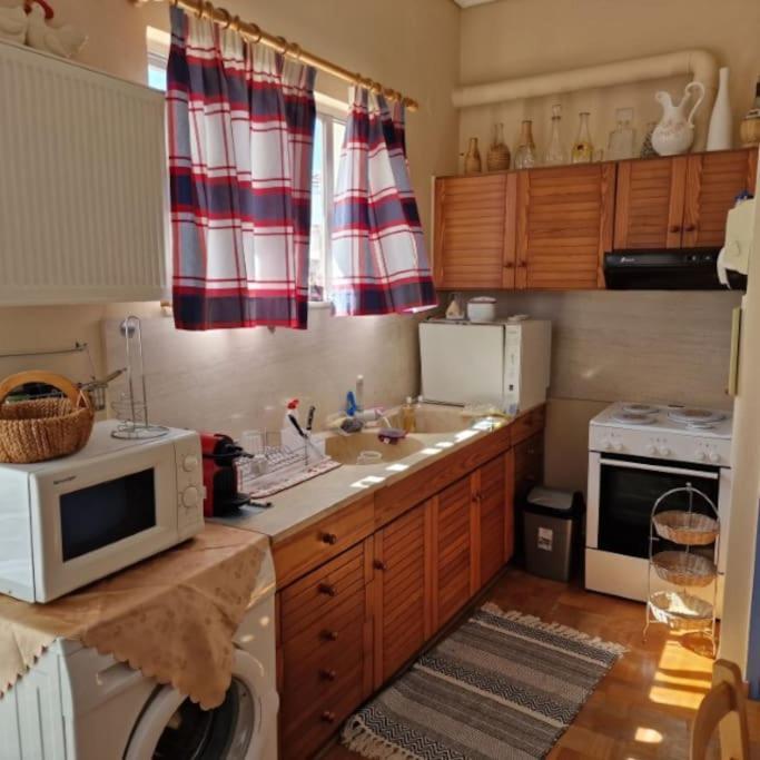 Classic Apartment In קלמאטה מראה חיצוני תמונה