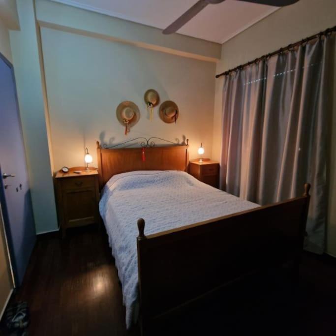 Classic Apartment In קלמאטה מראה חיצוני תמונה