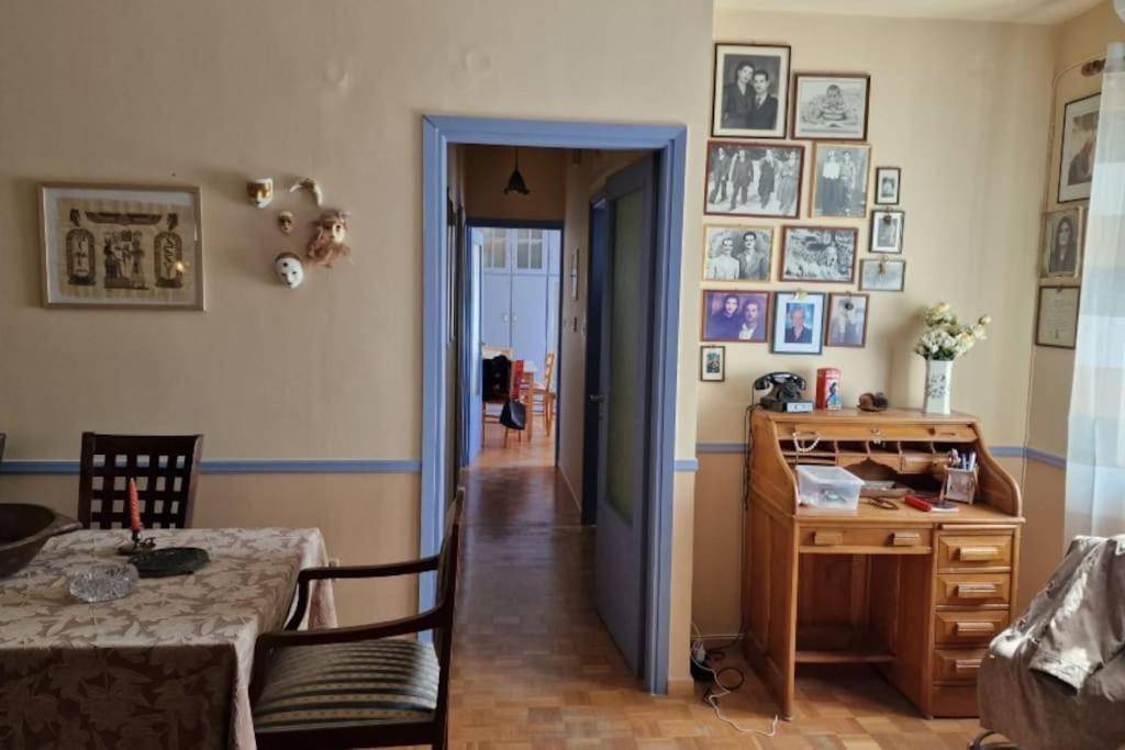 Classic Apartment In קלמאטה מראה חיצוני תמונה