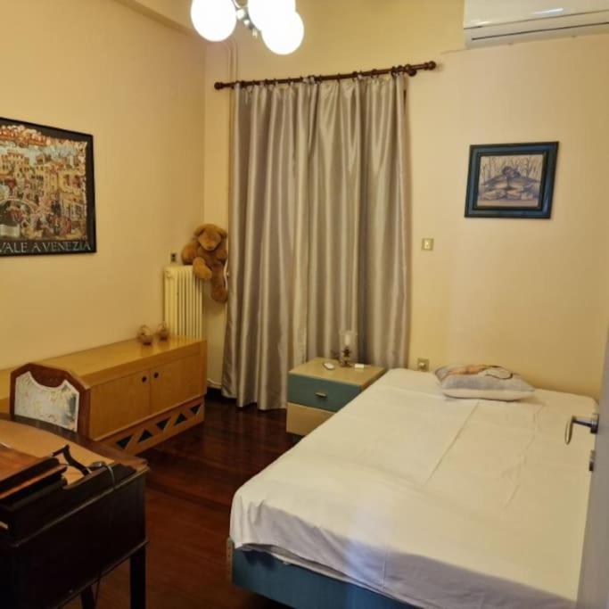 Classic Apartment In קלמאטה מראה חיצוני תמונה